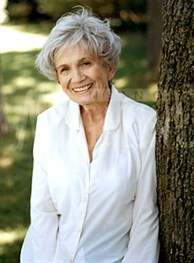 Alice Munro -foto livros cópia.jpg